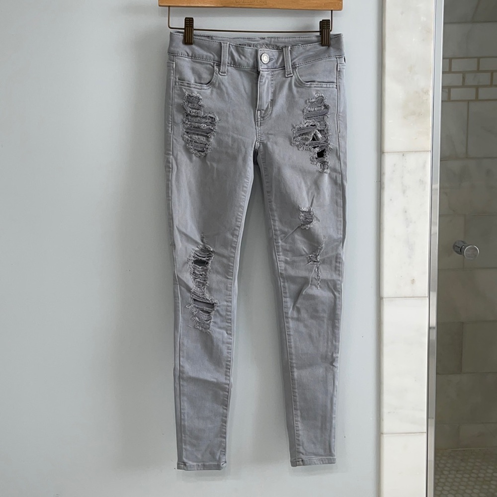 American Eagle | Ripped Jeans